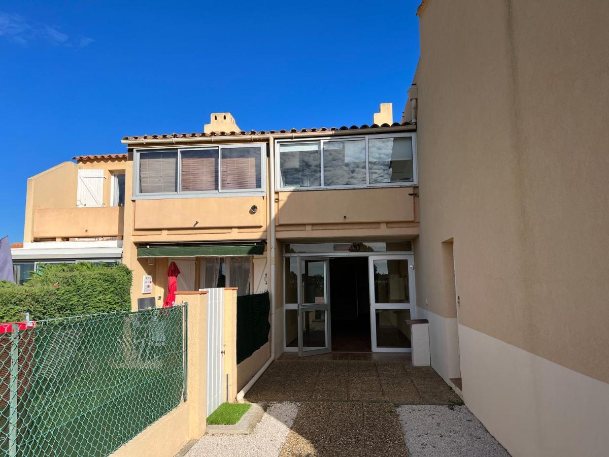Joli Studio Tres Clair A Proximite Mer Pour 3 Personnes La Londe-les-Maures Extérieur photo